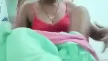 XXX minx of Indian origin willingly plays with pussy in front of camera