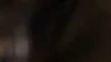 Índia casada na siririca (1)