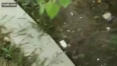 Desi lover fucking outdoor , spy video