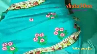 Indian hot Anita bhabi masterbat in home with Hindi audio Indian Desi sex video